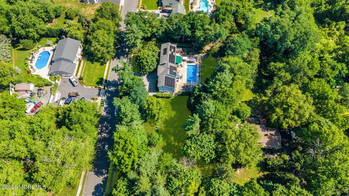 Property Photo:  4 Crestview Court  NJ 07727 