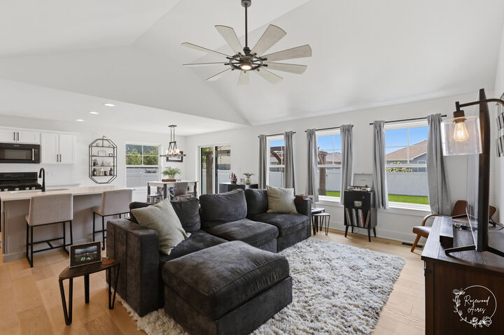 Property Photo:  1550 Eagles Landing  IL 60950 