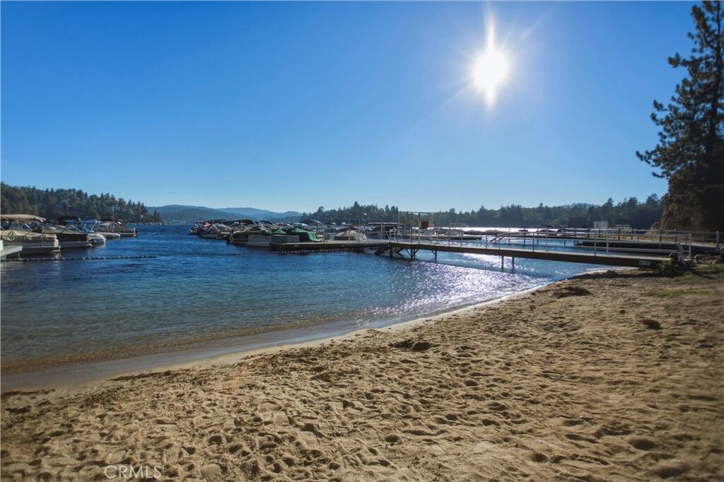Property Photo: 1 Nsm Slip 21 CA 92352
