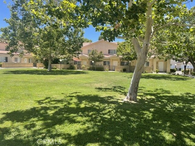 Property Photo:  43469 W 30th Street W 1  CA 93536 