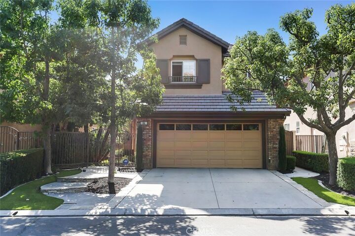 Property Photo:  94 Dornoch  CA 92679 