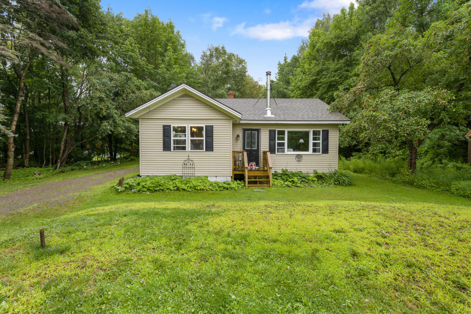 Property Photo: 16 W Main Street ME 04951