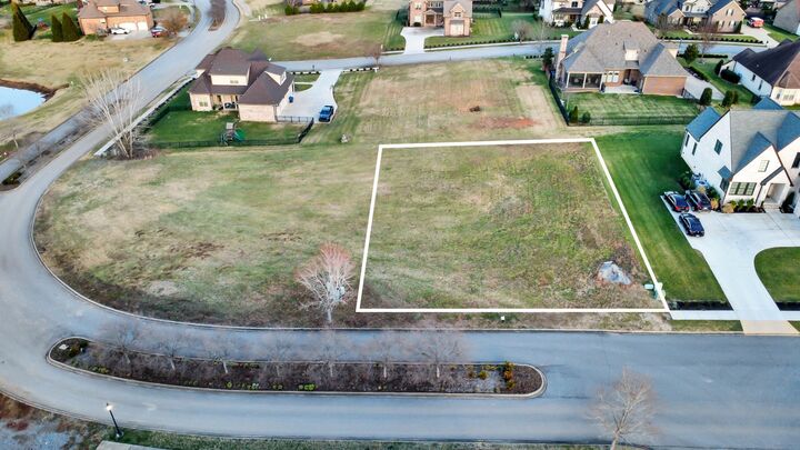 Property Photo: 2569 Stone Manor Way TN 37043