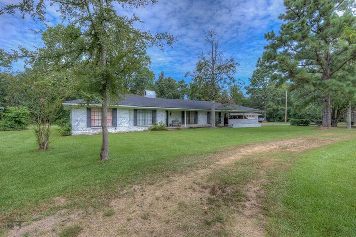 Property Photo:  7168 Highway 371  LA 71019 