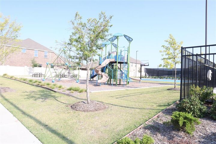 Property Photo: 3920 Marble Falls Drive TX 75442