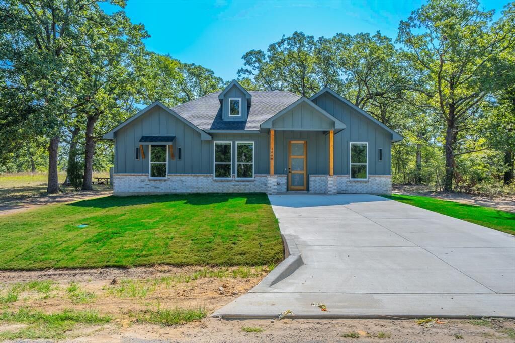 Property Photo: 4860 La Prada TX 75148