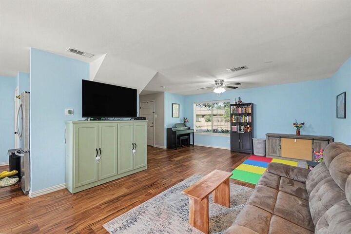 Property Photo: 311 Towne House Lane TX 75081