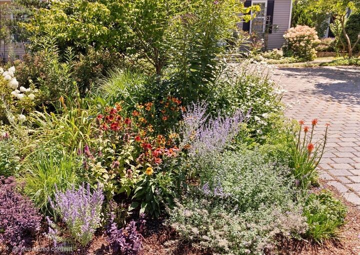 Property Photo:  47 Lilac Cir 47  MA 01752 