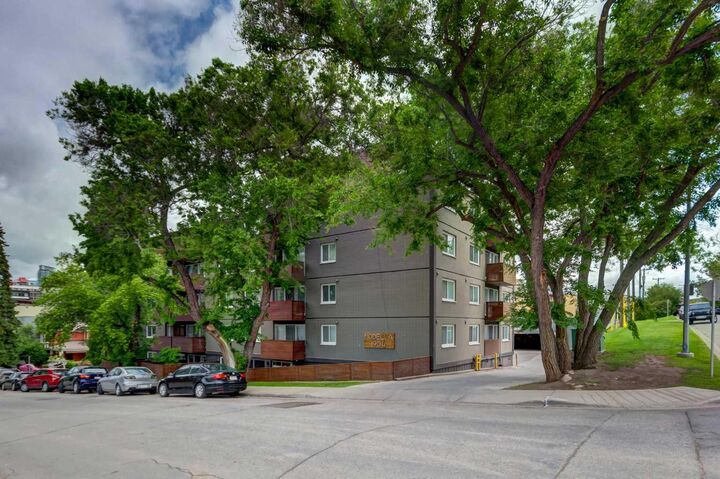 Property Photo:  1904 10 Street SW 301  AB T2T 3G1 