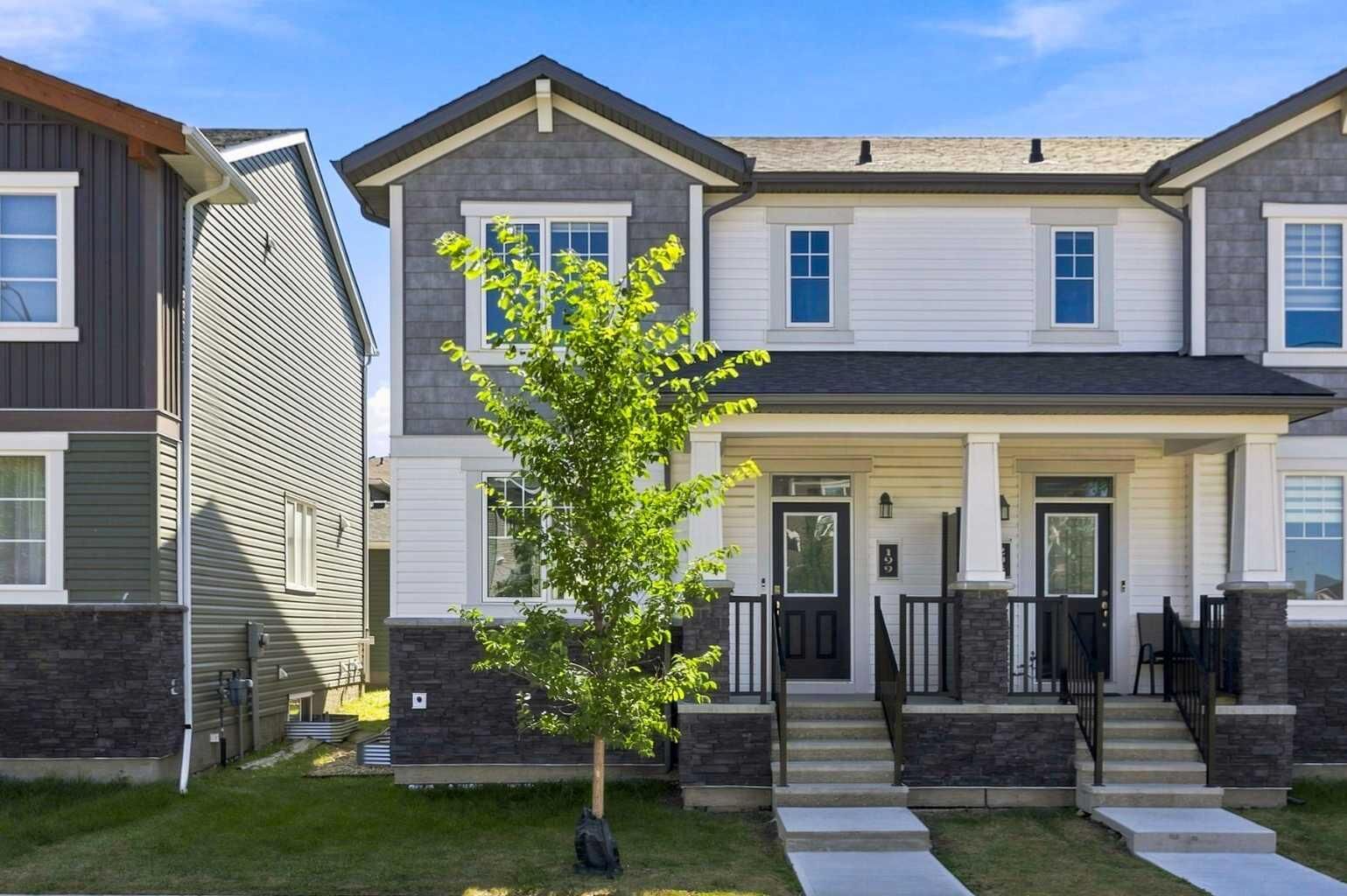 Property Photo: 199 Carringham Road NW AB T3P 1V4