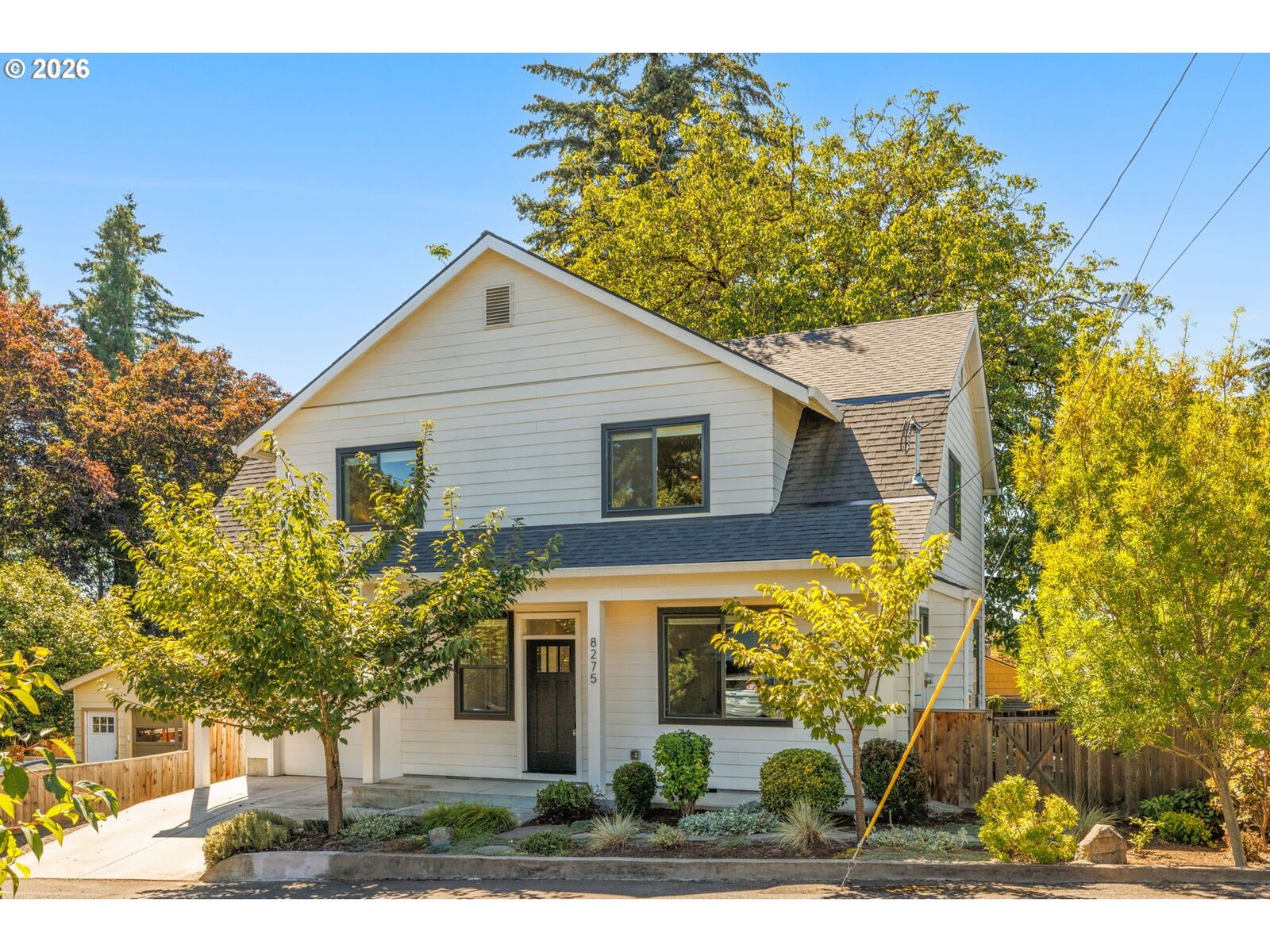 Property Photo:  8275 SE 29th Pl  OR 97202 