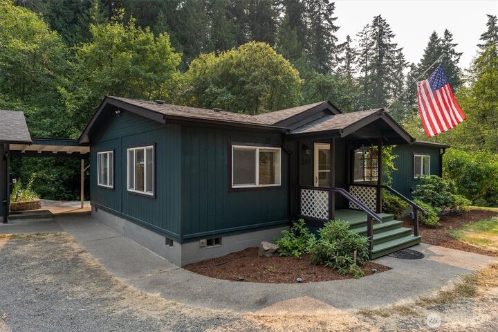 Property Photo: 243 Ross Road WA 98626