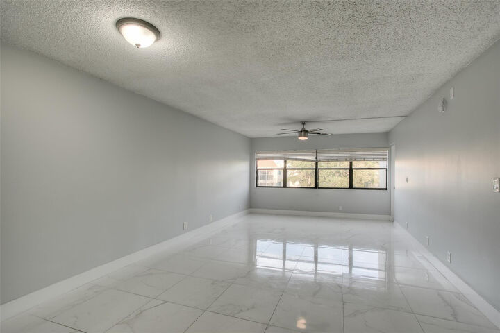 Property Photo: 303 Racquet Club Road 312 FL 33326