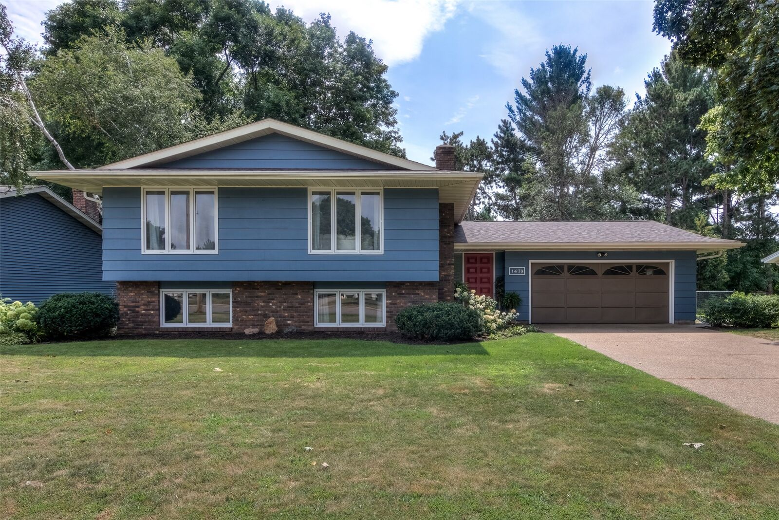 Property Photo: 1439 Cummings Avenue WI 54701