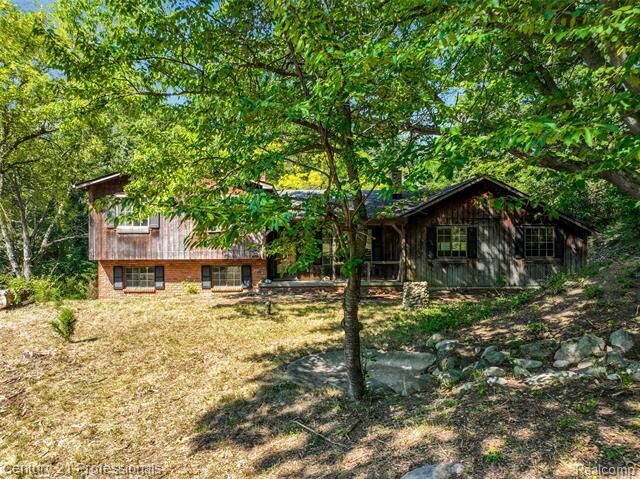 Property Photo:  197 N Jossman Road  MI 48462 