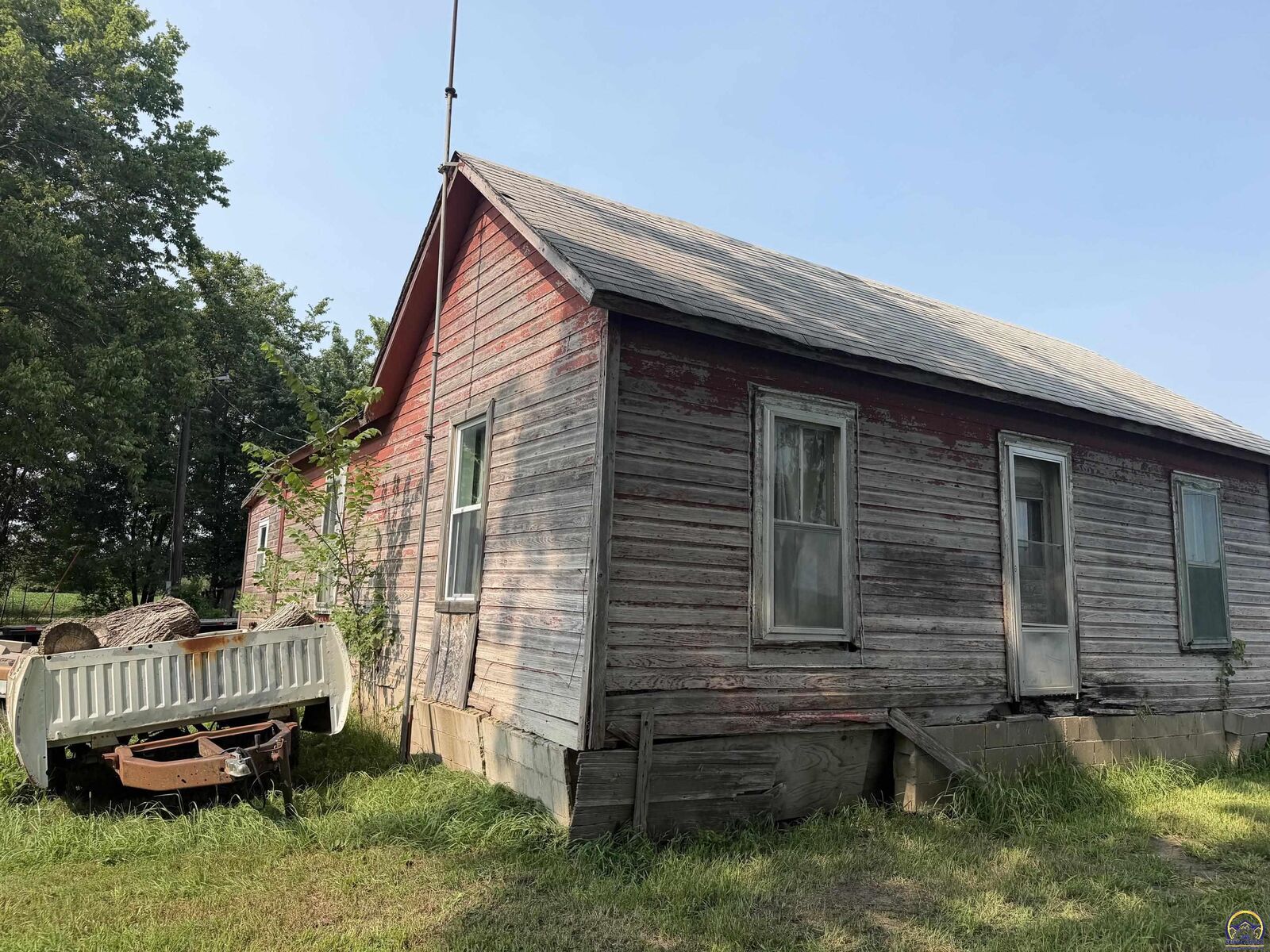 Property Photo:  3550 170th Rd  KS 66088 