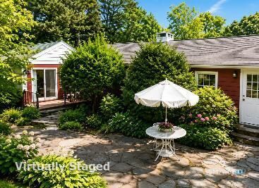 Property Photo:  1 Hendrie Dr Extension  CT 06830 
