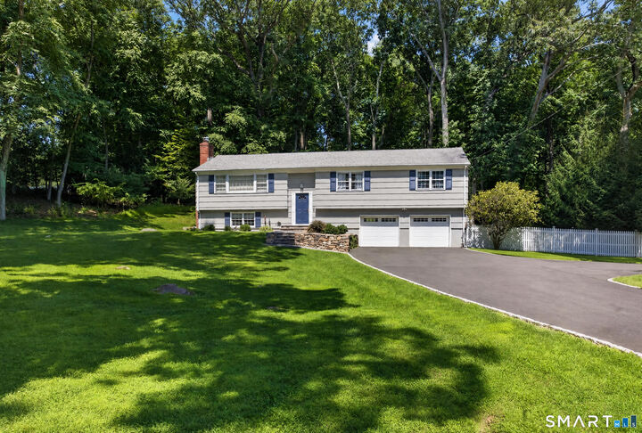 Property Photo:  28 Silent Grove  CT 06880 