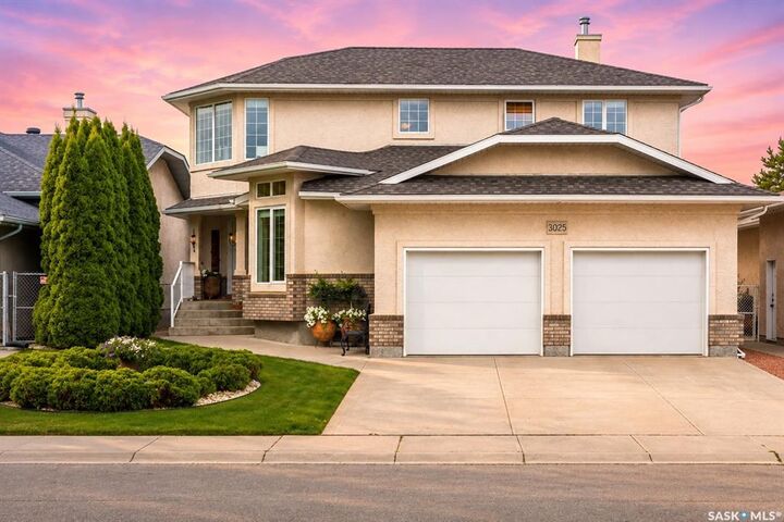 Property Photo:  3025 Birch Crescent  SK S4S 7J3 