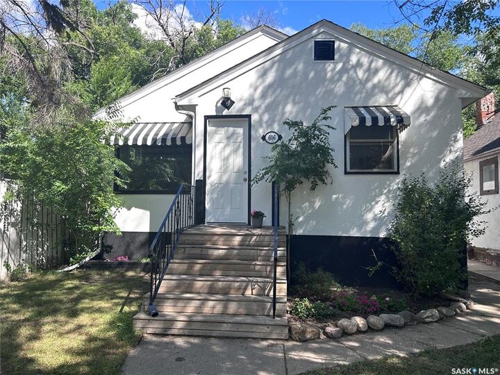606 Balmoral Street — photo 1