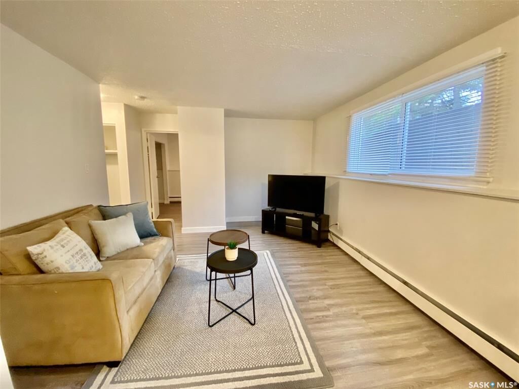 Property Photo:  81 Dunfield Crescent  SK S9X 1E3 