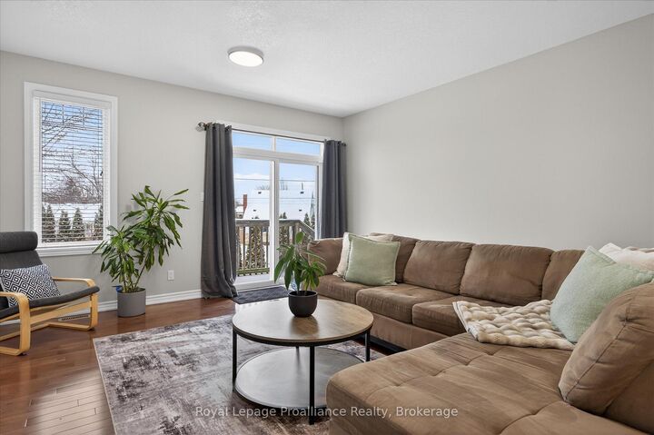 Property Photo:  50 Lockside Drive 18  ON K9J 8T1 