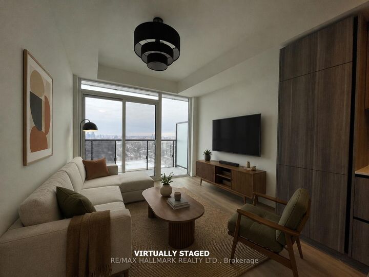 Property Photo:  127 Broadway Avenue 1810  ON M4P 1V4 