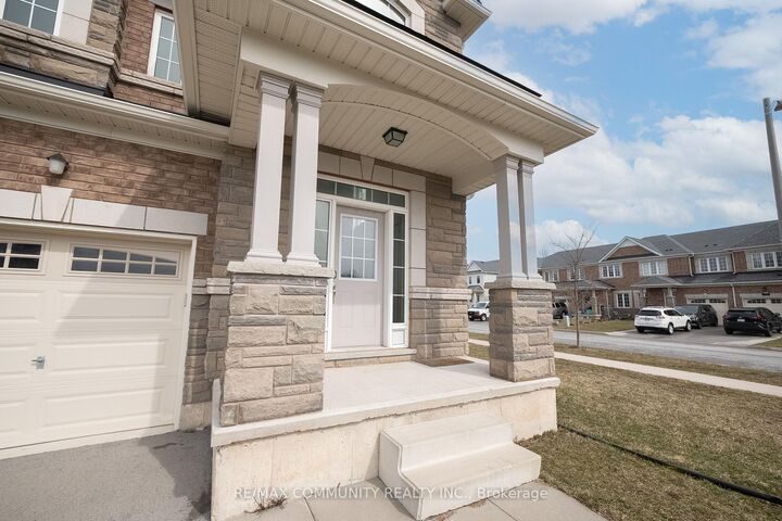 Property Photo:  1450 Sharon Drive  ON L2A 0C8 