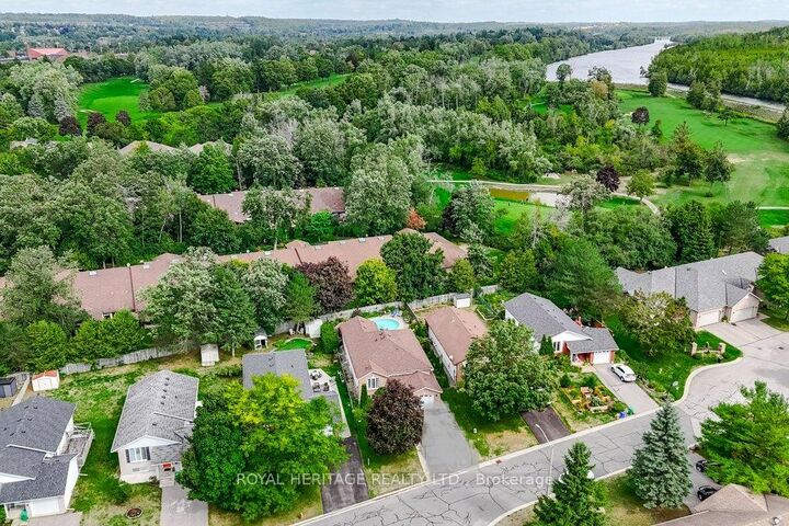 Property Photo: 258 Franmor Drive ON K9H 7M3