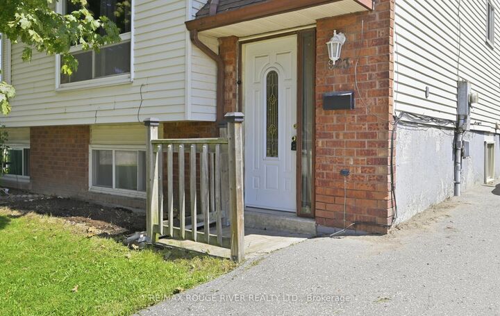 Property Photo:  923 Glen Street  ON L1J 3T9 