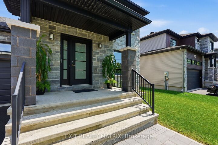 Property Photo:  549 Marseille Street  ON K0A 1W0 