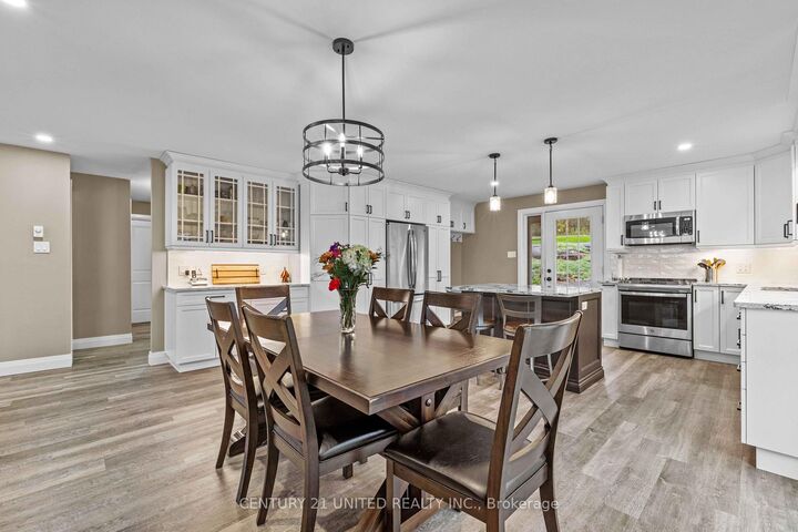 Property Photo:  385 Kents Bay Road  ON K9J 6X8 