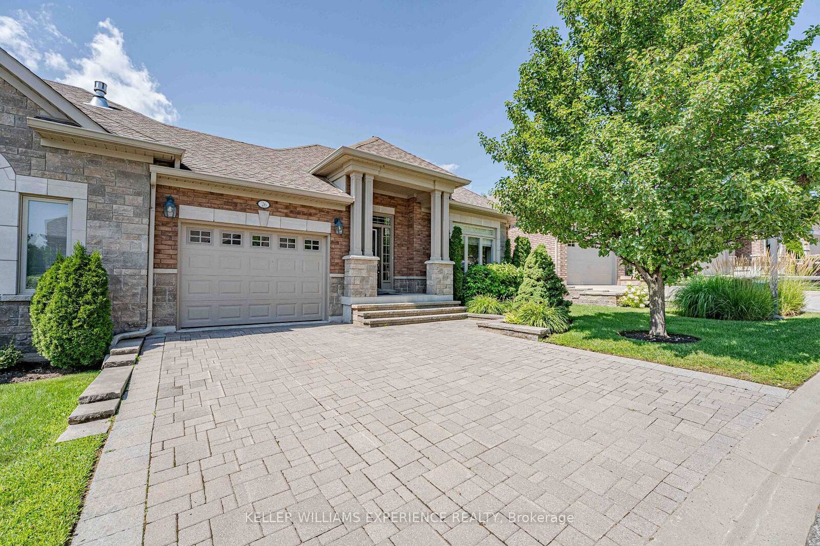Property Photo:  26 Upper Highland N/A  ON L9R 0K5 