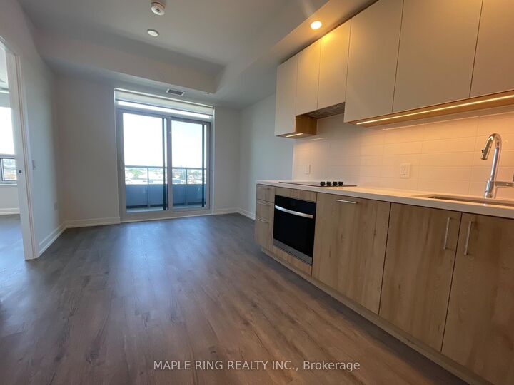 Property Photo:  21 Meadowdale Road 710  ON L4K 0H6 