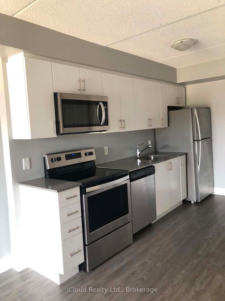 Property Photo:  716 Main Street E 212  ON L9T 3P6 