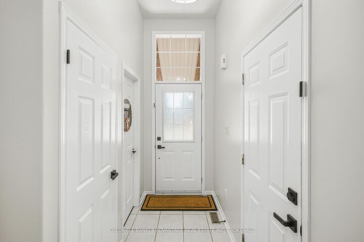 Property Photo:  529 St Lawrence Drive  ON L3C 7H9 
