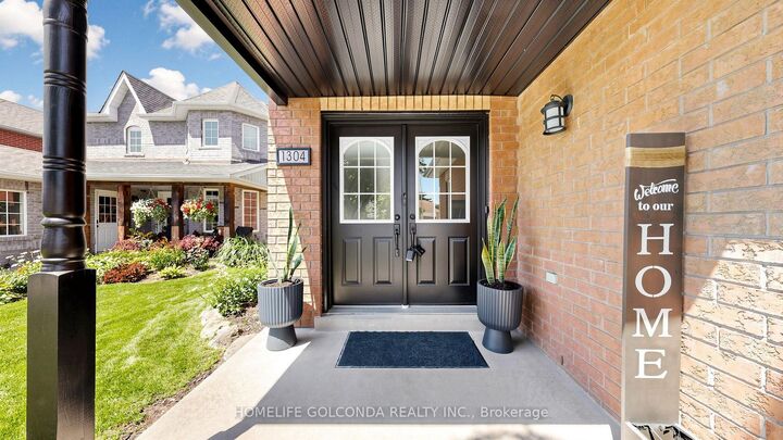 Property Photo: 1304 Vincent Crescent ON L9S 1Z8