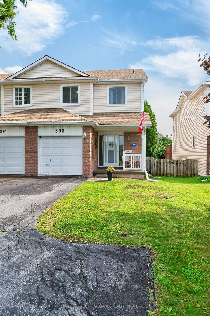 Property Photo: 393 Malabar Drive ON K7M 8X1