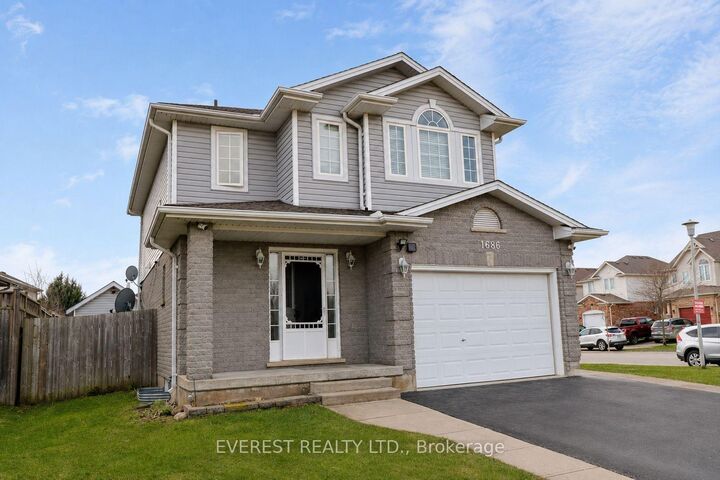 1686 Blackmaple Crescent — photo 1