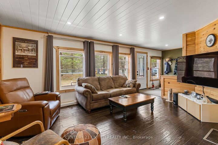 Property Photo: 1001 English Circle ON K0M 1R0