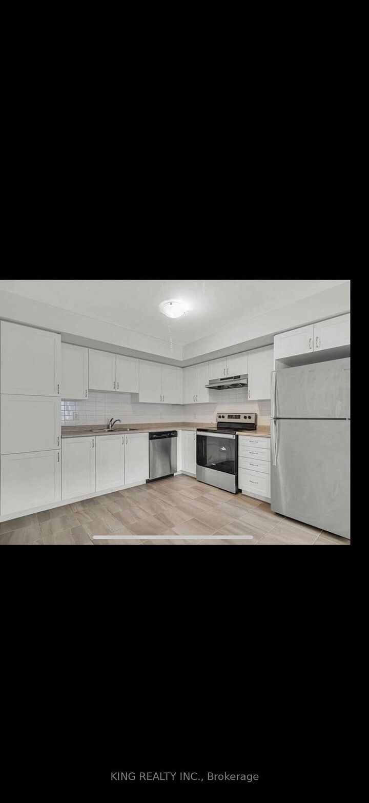Property Photo:  250 Sunny Meadow Boulevard 93  ON L6R 3Y7 