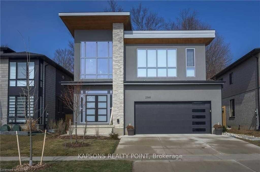 Photo de la propriété: 2368 Red Thorne Avenue ON N6P 0E8