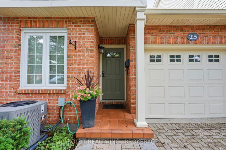 Property Photo:  275 Pelham Road 25  ON L2S 3B9 