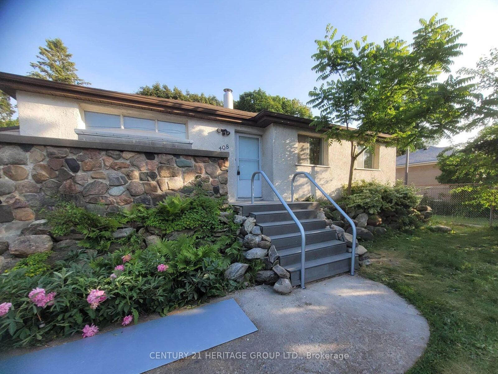 Property Photo: 408 Osiris Drive Bsmt ON L4C 2P9