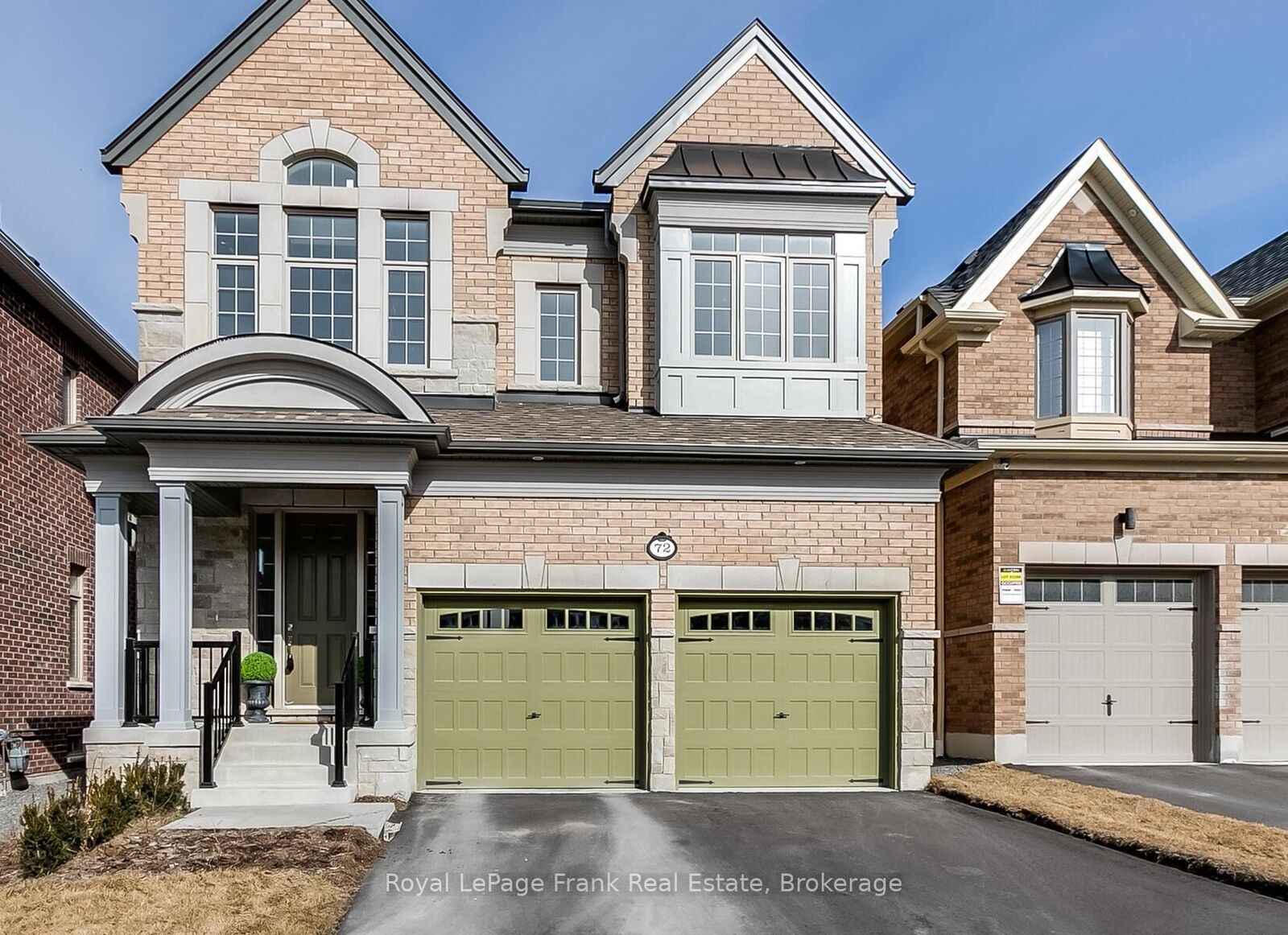 Property Photo:  72 Christine Elliott Avenue Main  ON L1P 0B9 