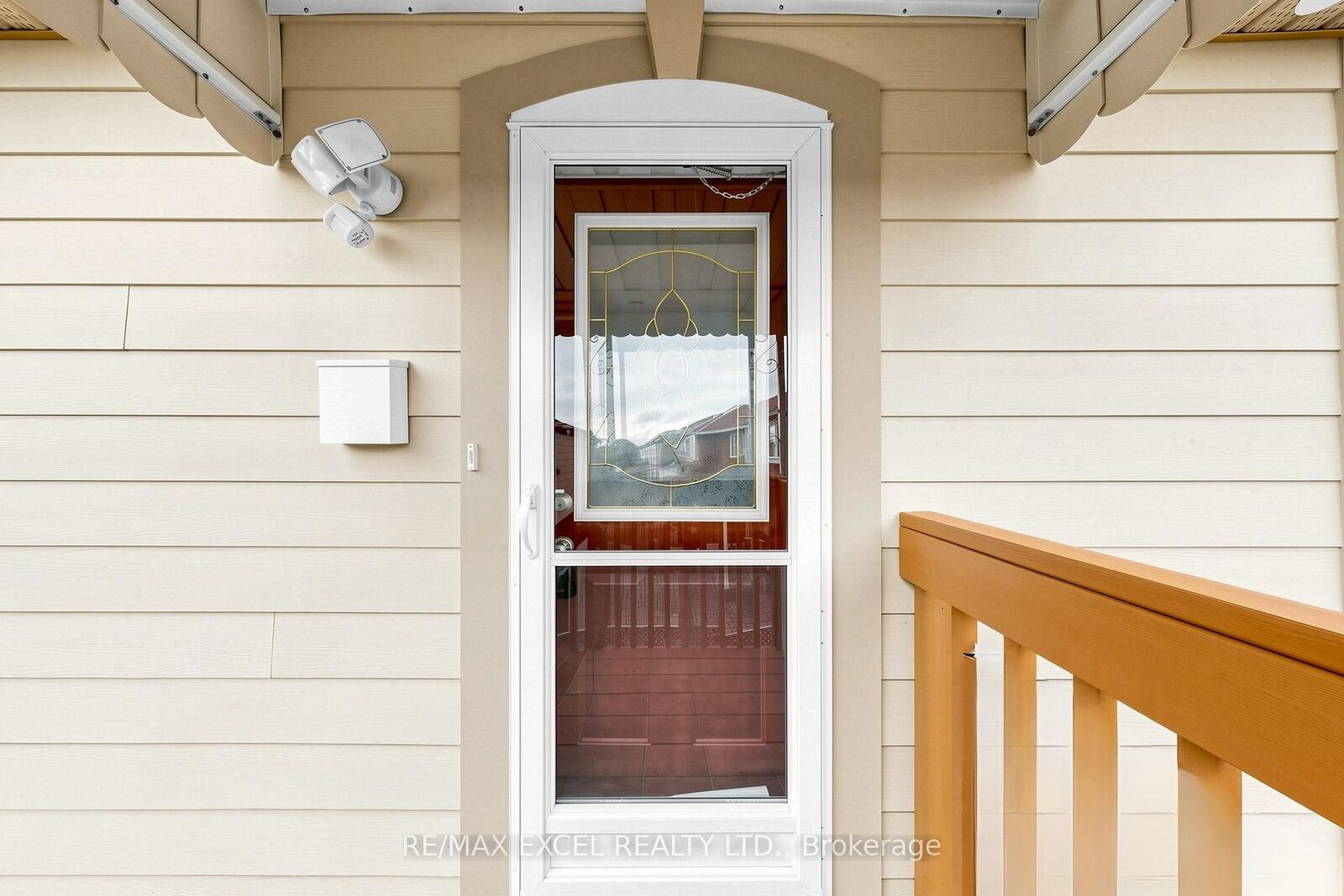 Property Photo:  11 Peony Street  ON L6B 1M2 