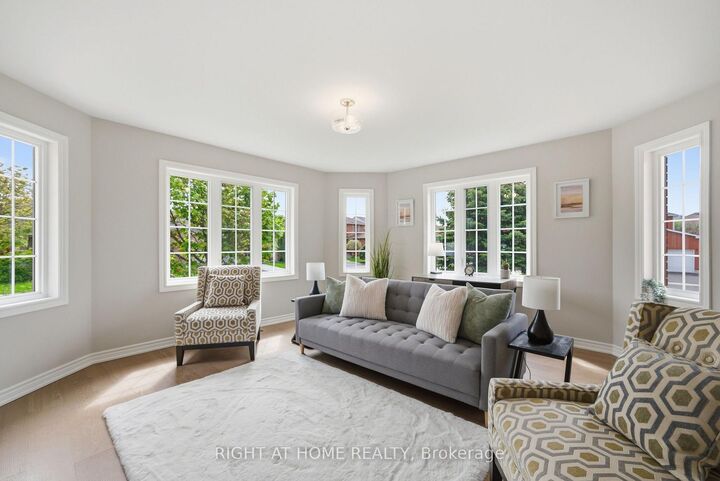 Property Photo:  446 Stonegate Avenue  ON L1K 2L7 