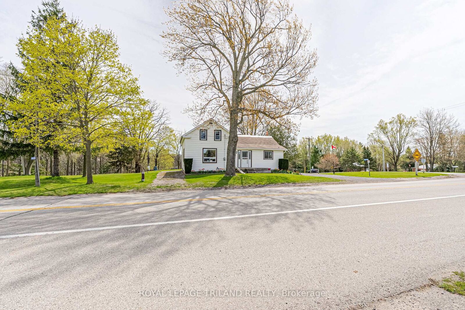 Property Photo:  11518 Belmont Road  ON N5P 3T3 