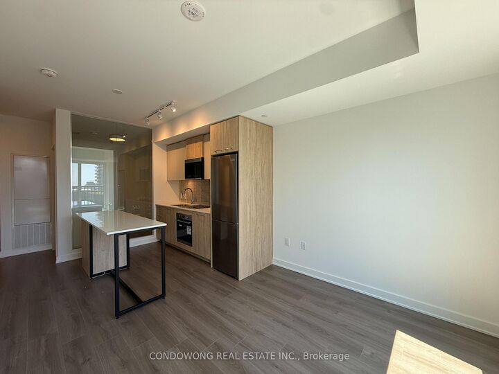 Property Photo: 30 Dreamers Way 714 ON M5A 0Y7