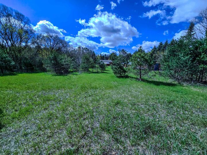 Property Photo: 4192 Vivian Road ON L0G 1E0